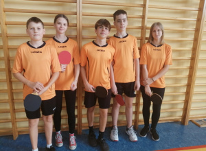 Wzięliśmy udział w Powiatowych Igrzyskach Młodzieży Szkolnej w tenisie stołowym.
